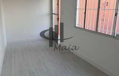 Imagem: A casa possui 1 Dormitório, 1 Banheiro, 1 Vaga na garagem