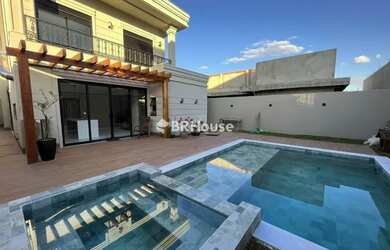 Imagem: A casa em condomínio possui 4 Dormitórios, 5 Banheiros, 4