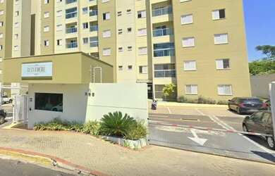 Imagem: O apartamento possui 3 Dormitórios, 2 Banheiros, 1 Vaga na