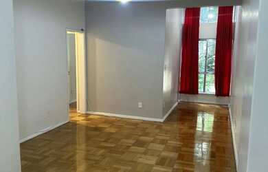 Imagem: O apartamento possui 2 Dormitórios, 2 Banheiros, 85m² de Área