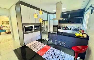 Imagem 15: Casa mobiliada com 4 suítes em condomínio fechado em Santo Antônio...