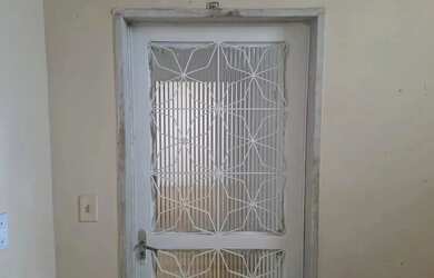 Imagem 2: Imóvel para aluguel tem 45 metros quadrados com 2 quartos em Vila Valqueire...