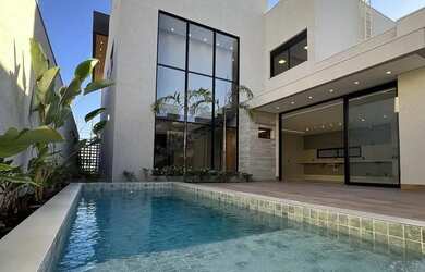 Imagem 16: Sobrado no mirante do lago