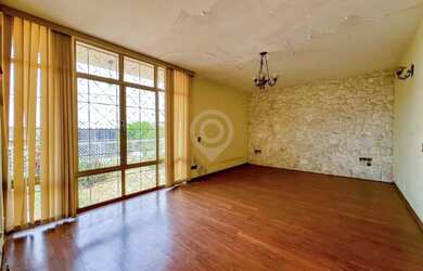 Imagem 4: Casa de rua : / Residencial / Jardim Coronel Peroba