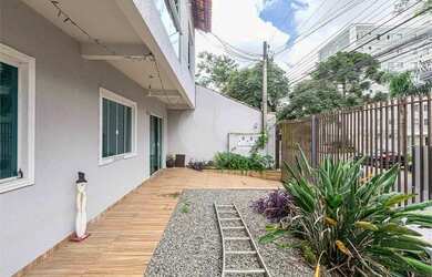 Imagem 4: Sobrado com 4 quartos à venda em Santa Cândida - PR