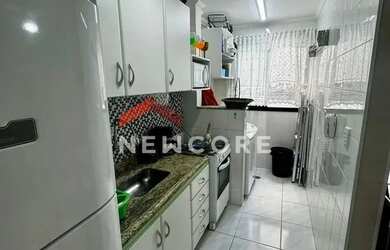 Imagem: O apartamento possui 1 Dormitório, 1 Banheiro, 1 Vaga na garagem