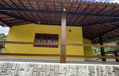 Imagem: A casa em condomínio possui 3 Dormitórios, 3 Banheiros, 3