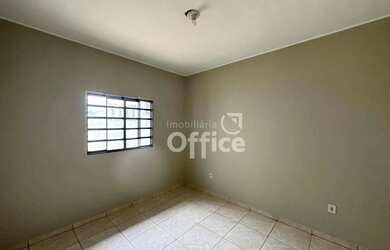 Imagem 8: Casa com 3 dormitórios para alugar, 142 m² por R$ 1.500,00/mês - Jardim Tesouro - Anápolis