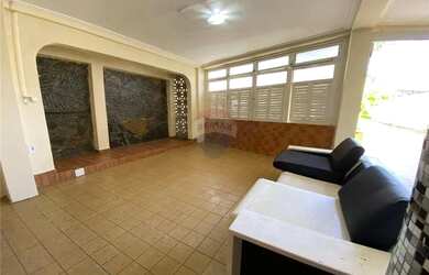 Imagem 12: Quer tranquilidade e conforto Venha financiar esta linda casa em Praia...