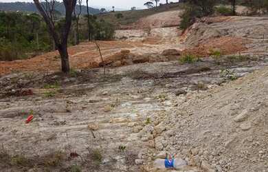 Imagem: O terreno possui 1.000m² de Área e está localizado em Ravena