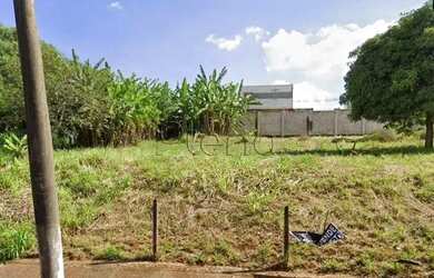 Imagem: O terreno possui 570m² de Área e está localizado em Parque