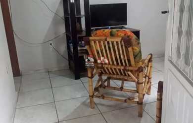 Imagem: A casa possui 2 Dormitórios, 1 Banheiro, 1 Vaga na garagem