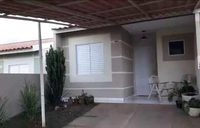 Imagem: Vede-se casa mobiliada em condomínio fechado