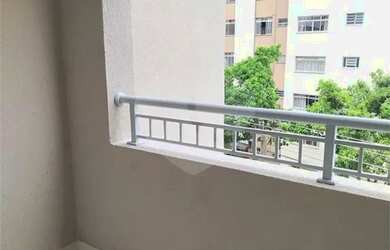 Imagem: O studio possui 1 Dormitório, 1 Banheiro, 26m² de Área e