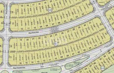 Imagem: O terreno possui 260m² de Área e está localizado em Senador