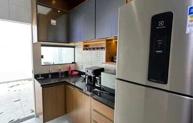 Imagem: A casa em condomínio possui 3 Dormitórios, 2 Banheiros, 2