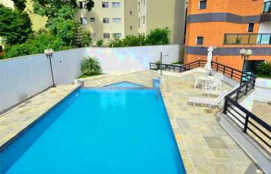 Imagem: O apartamento possui 4 Dormitórios, 5 Banheiros, 4 Vagas na