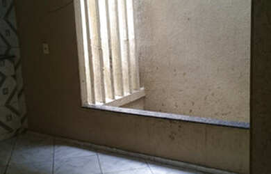 Imagem: A casa possui 2 Dormitórios, 2 Banheiros, 1 Vaga na garagem