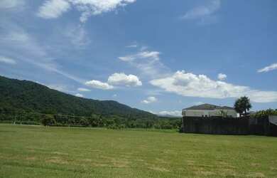 Imagem: O terreno possui 1.800m² de Área e está localizado em Jardim