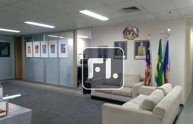 Imagem 3: Conjunto, 352 m² - venda por R$ 7.560.000,01 ou aluguel por R$ 43.100,02/mês...