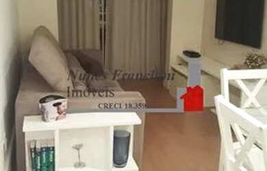 Imagem: O apartamento possui 2 Dormitórios, 1 Banheiro, 1 Vaga na garagem