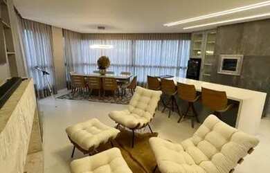 Imagem: O apartamento possui 4 Dormitórios, 5 Banheiros, 3 Vagas na