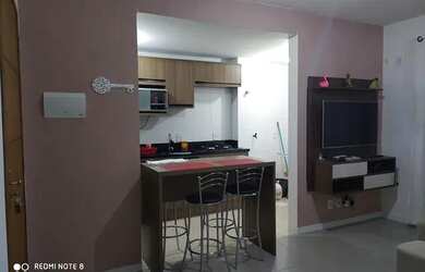 Imagem: O apartamento possui 2 Dormitórios, 1 Banheiro, 1 Vaga na garagem