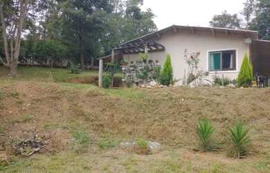 Imagem: A chácara possui 1.724m² de Área e está localizado em Vila