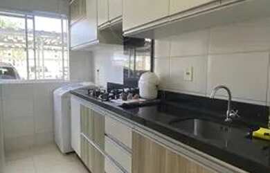 Imagem: O apartamento possui 2 Dormitórios, 1 Banheiro, 1 Vaga na garagem