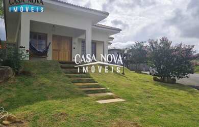 Imagem: A casa em condomínio possui 3 Dormitórios, 3 Banheiros, 2