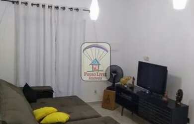 Imagem: A casa possui 3 Dormitórios, 2 Banheiros, 4 Vagas na garagem