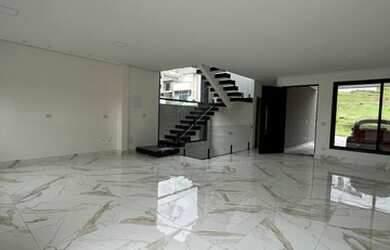 Imagem 4: CASA ALTO PADRÃO EM CONDOMINIO FECADO A VENDA. ARUÃ BRISAS EM