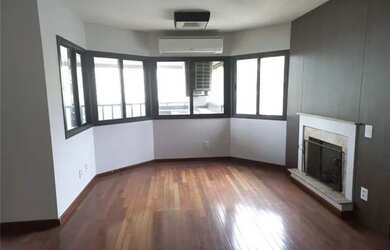 Imagem: O apartamento possui 4 Dormitórios, 5 Banheiros, 4 Vagas na