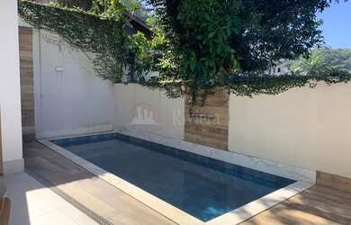 Imagem: A casa em condomínio possui 3 Dormitórios, 3 Banheiros, 2