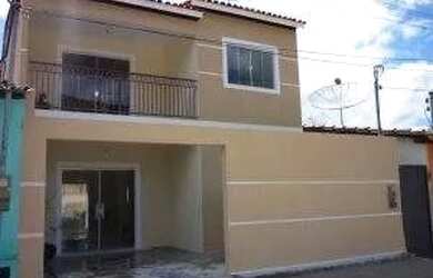 Imagem: A casa possui 2 Dormitórios e 1 Banheiro e está localizado