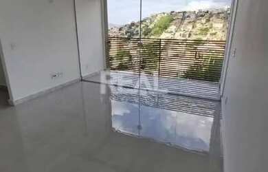 Imagem: O apartamento possui 2 Dormitórios, 2 Banheiros, 2 Vagas na