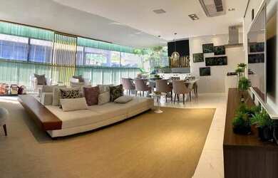 Imagem: O apartamento possui 4 Dormitórios, 5 Banheiros, 3 Vagas na