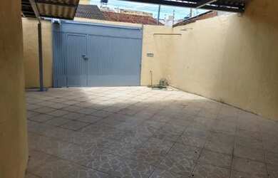 Imagem 13: Casa em Simões Filho. 100m² de Área, 3 Vagas na garageme3 Dormitórios