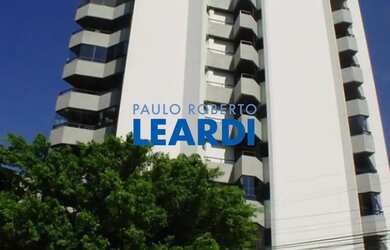 Imagem: O apartamento possui 4 Dormitórios, 4 Banheiros, 4 Vagas na