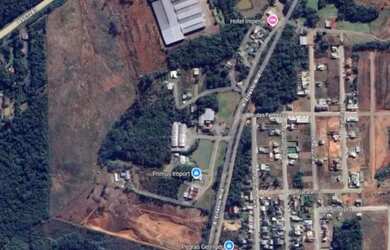 Imagem: A casa possui 2 Dormitórios, 1 Banheiro, 100m² de Área e