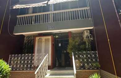 Imagem: O apartamento possui 2 Dormitórios, 1 Banheiro e 57m² de Área