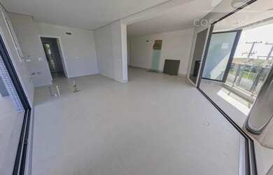 Imagem 11: Apto de alto padrão, localizado de frente para o mar