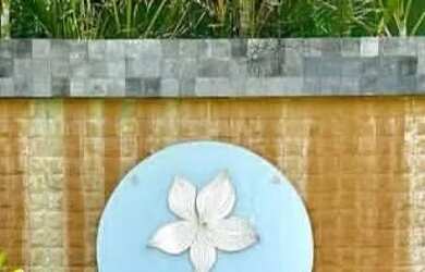 Imagem: O terreno possui 302m² de Área, Imóvel novo e está localizado