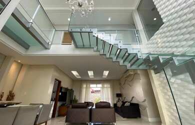 Imagem: A casa em condomínio possui 3 Dormitórios, 5 Banheiros, 3