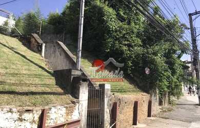 Imagem: O terreno possui 360m² de Área e está localizado em Butantã