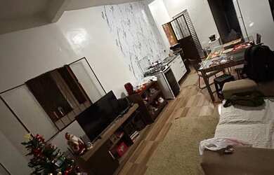 Imagem: A casa possui 3 Dormitórios, 4 Banheiros, 1 Vaga na garagem