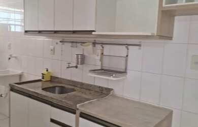 Imagem: O apartamento possui 2 Dormitórios, 2 Banheiros, 1 Vaga na