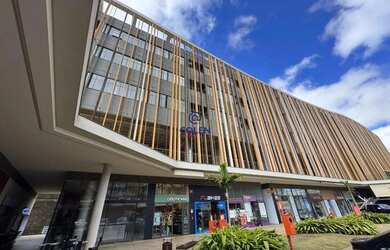 Imagem: O depósito possui 2 Vagas na garagem, 70m² de Área e está