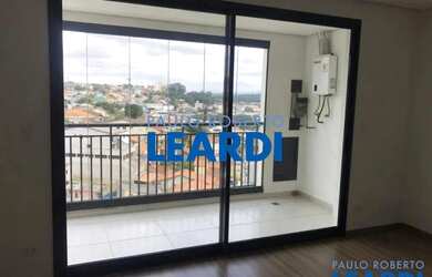 Imagem: O apartamento possui 1 Dormitório, 1 Banheiro, 1 Vaga na garagem