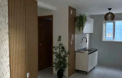 Imagem: O apartamento possui 2 Dormitórios, 1 Banheiro, 1 Vaga na garagem